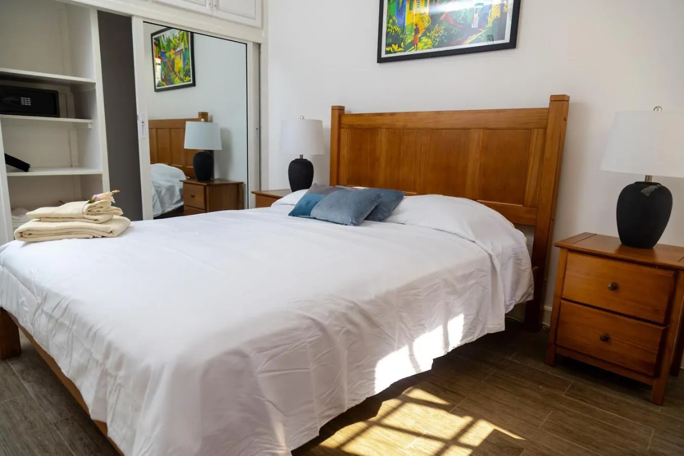 Sea And Summit Suite #2 Roseau Apartment