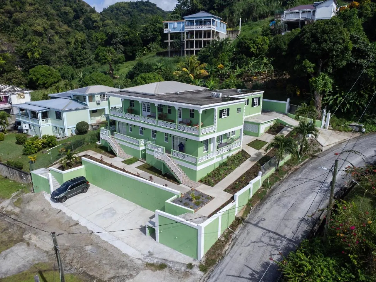 Sea And Summit Suite #2 Roseau